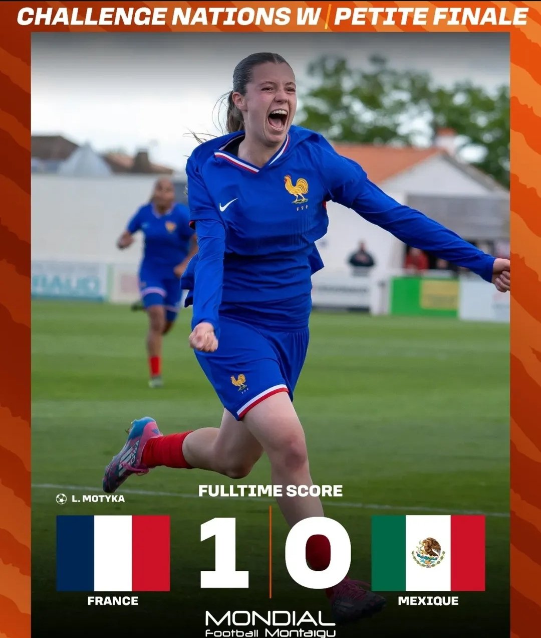 葡萄牙女足队员鼓舞士气,备战国际杯赛 葡萄牙女足队员鼓舞士气,备战国际杯赛