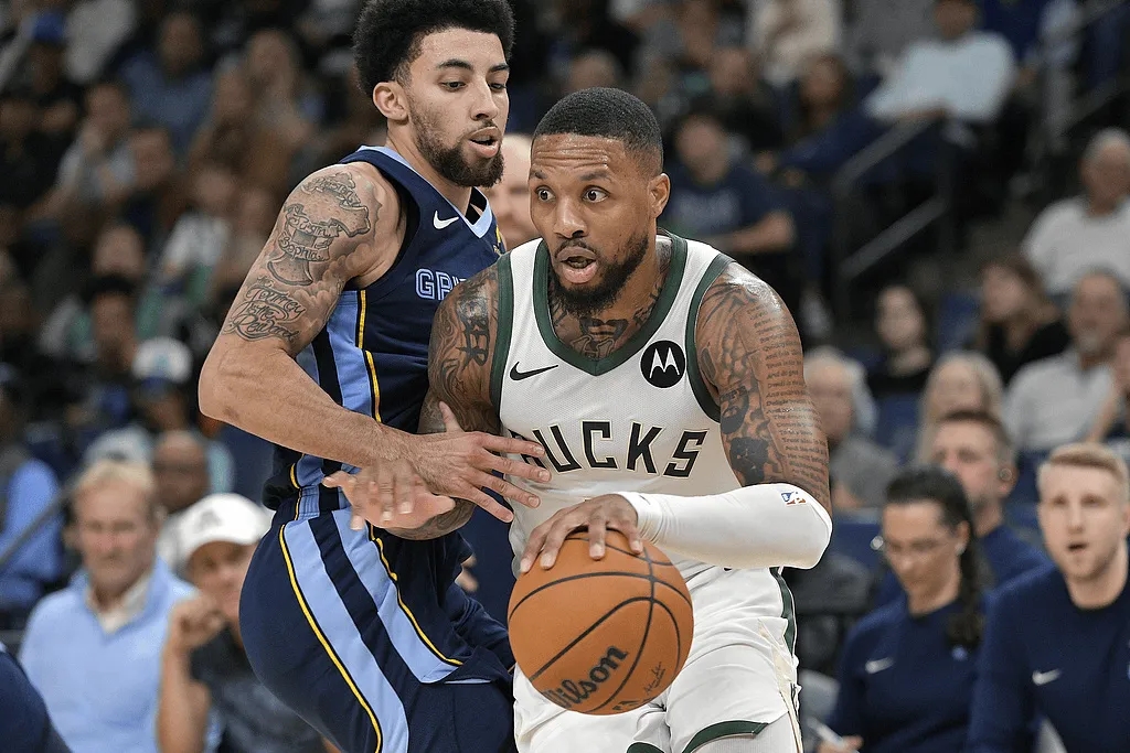 雄鹿B队横扫阿根廷男篮,波尔津吉斯送出助攻 雄鹿B队横扫阿根廷男篮,波尔津吉斯送出助攻