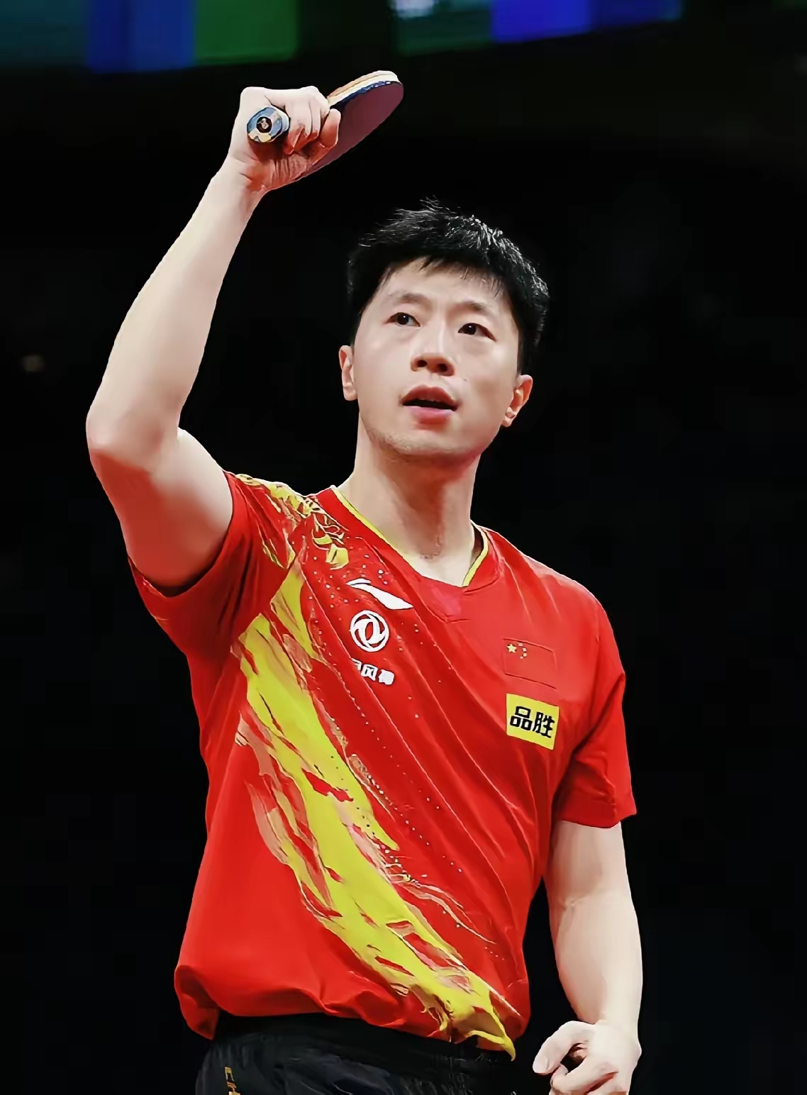 英格兰队鏖战德国队,马龙关键制胜 英格兰队鏖战德国队,马龙关键制胜