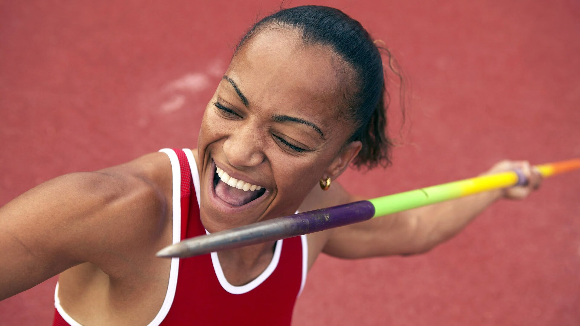 切特·霍姆格伦的教科书之夜，魔术如何以精准手术刀斩落火箭