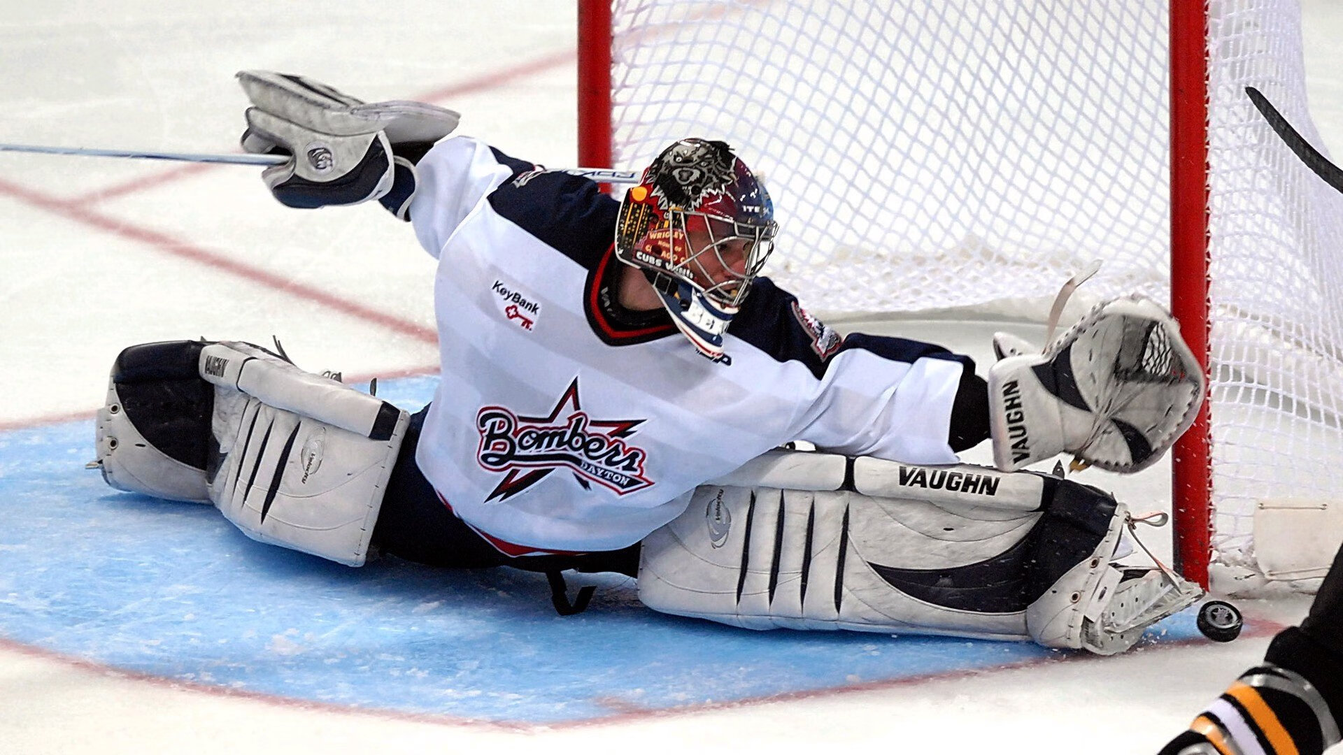 硬仗之王的背影与压哨的奇迹,当伊布精神照亮厄瓜多尔的绝杀之夜