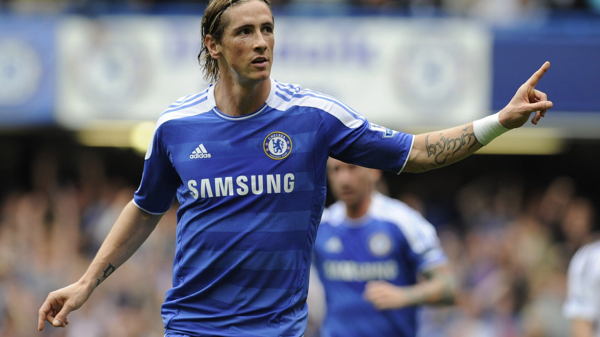 雷速体育直播官网-马丁内利一剑封喉，巴黎主场狂胜雷恩锁定争冠关键战