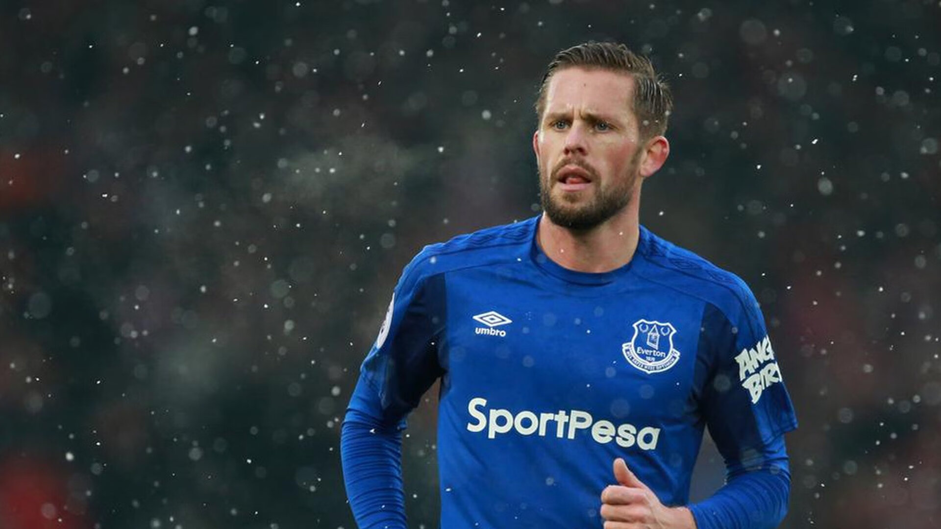 雷速体育直播官网-银箭新翼，旧主蒙尘，拉塞尔惊艳之夜与威廉姆斯的苦涩回响