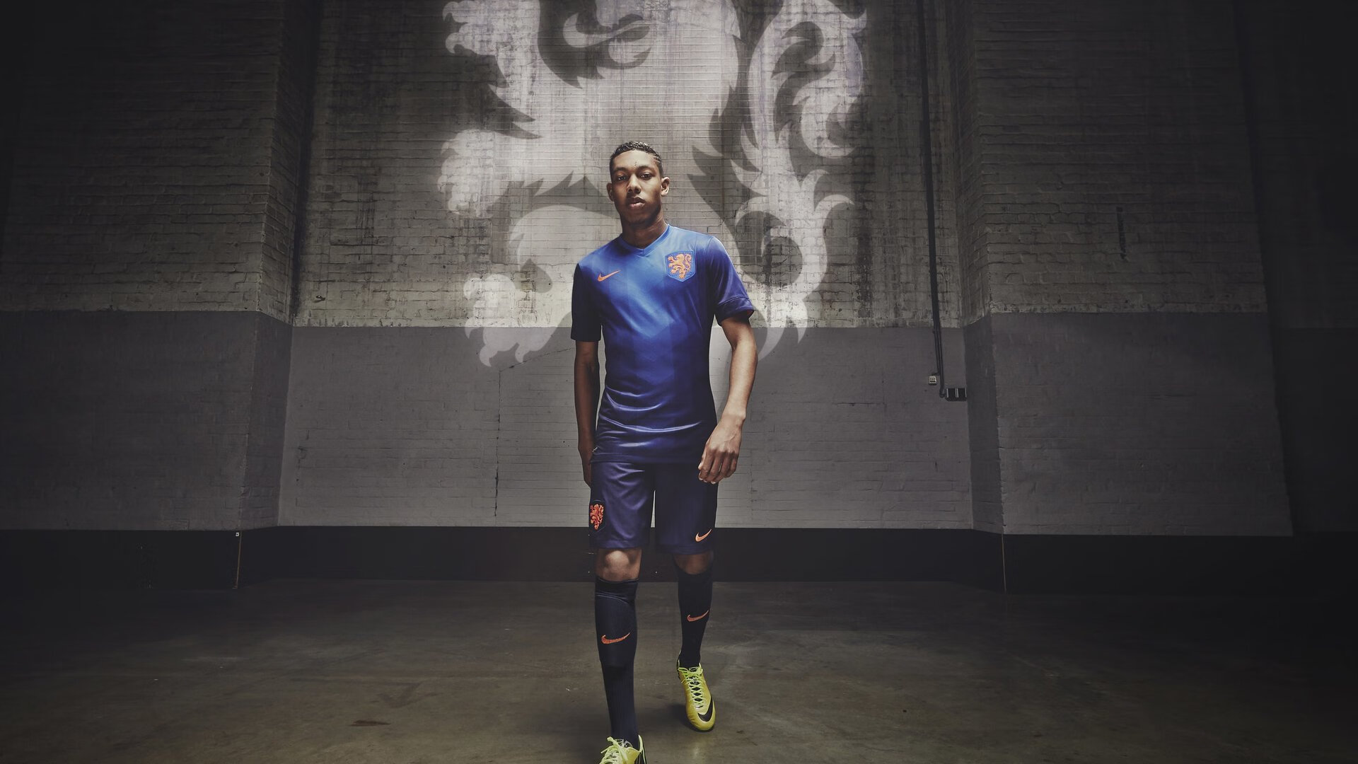 阿尔卡拉斯，从蒙特卡洛鏖战到年终总决赛，一场状态火热的征服之旅